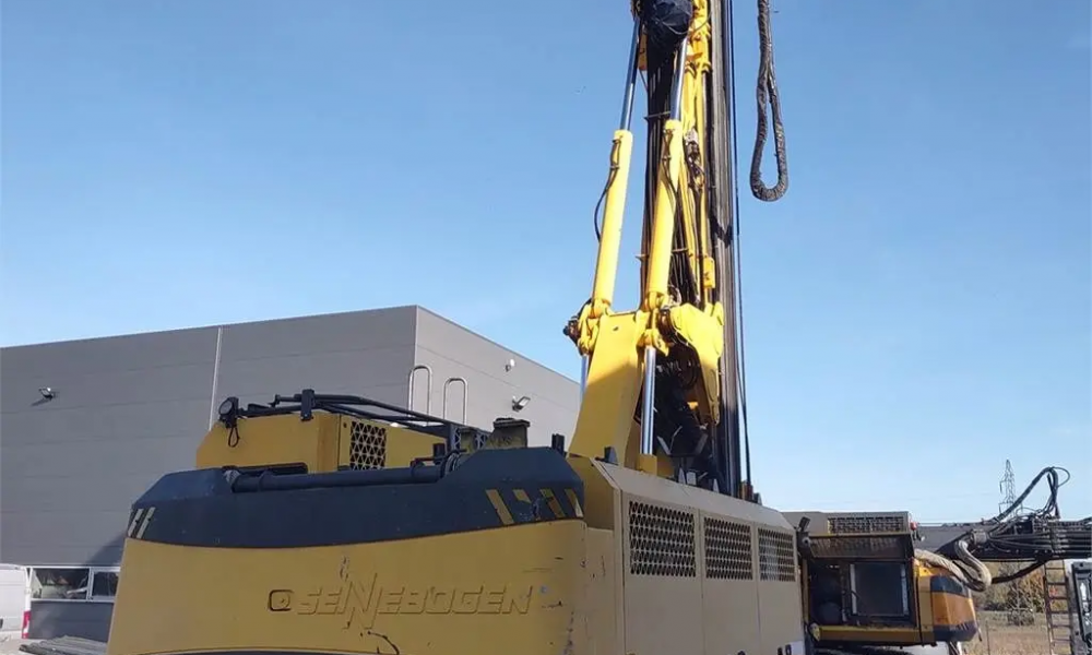ABI TM 22 Vibratory Piling Rig