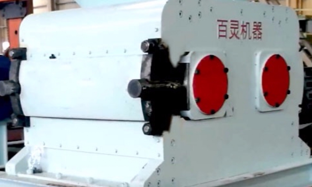 Granite Limestone talc cobble stone Double Tooth Roller Crushing plant